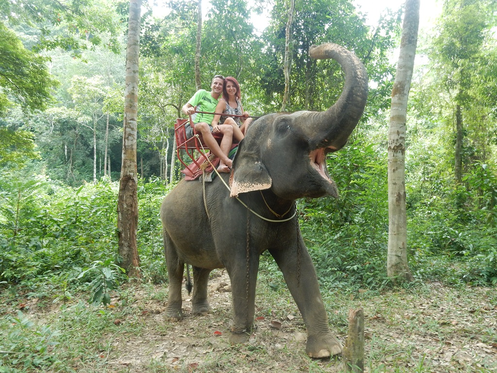 ko-chang-ritt-auf-dem-elefanten
